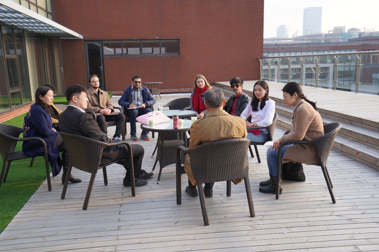 C:\Users\dell\Desktop\厂长资源新闻
2019\2019.03.15 温铁军\DSC01640.JPG